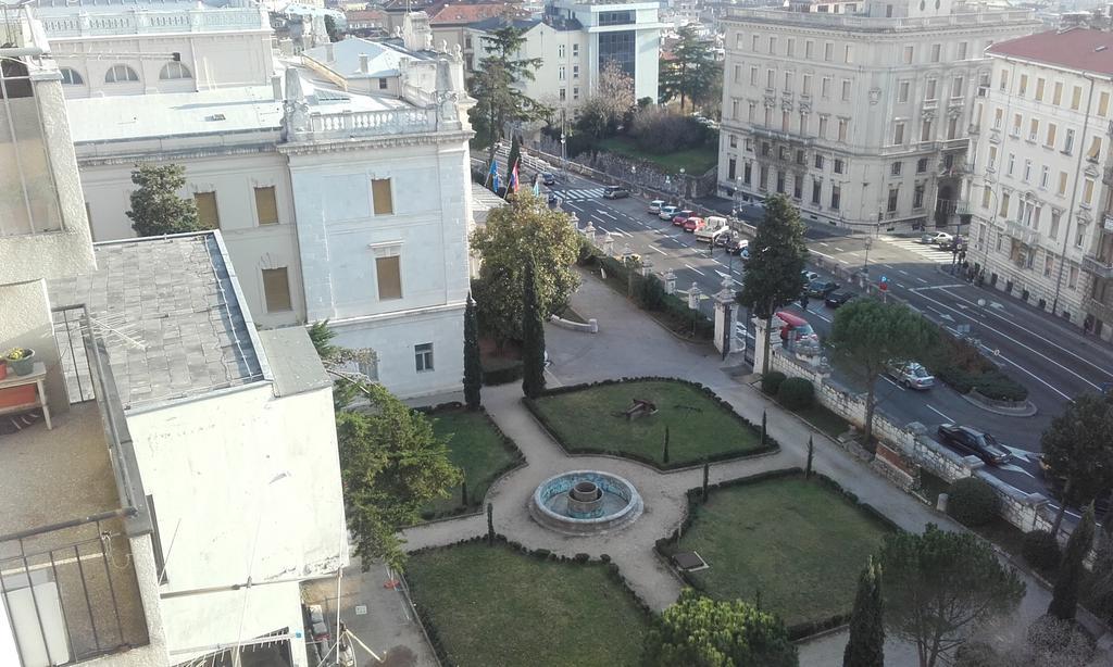 Apartment Moni Rijeka Exterior photo